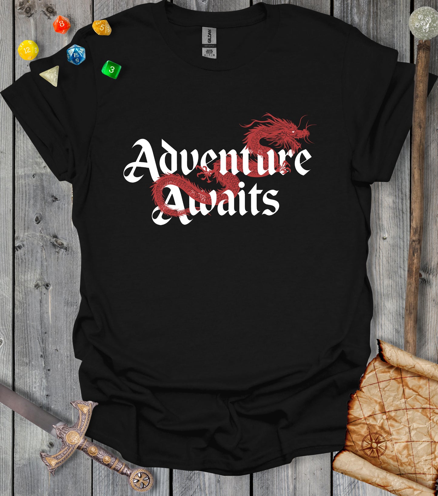 Adventure awaits - Dragon - T-shirt