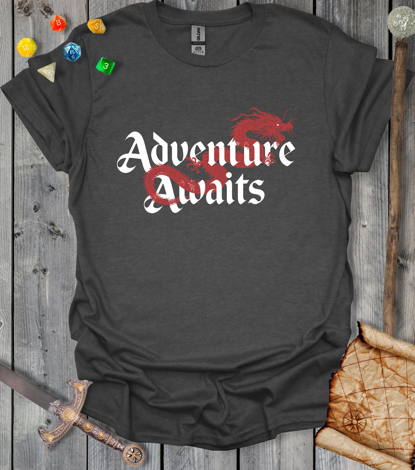 Adventure awaits - Dragon - T-shirt