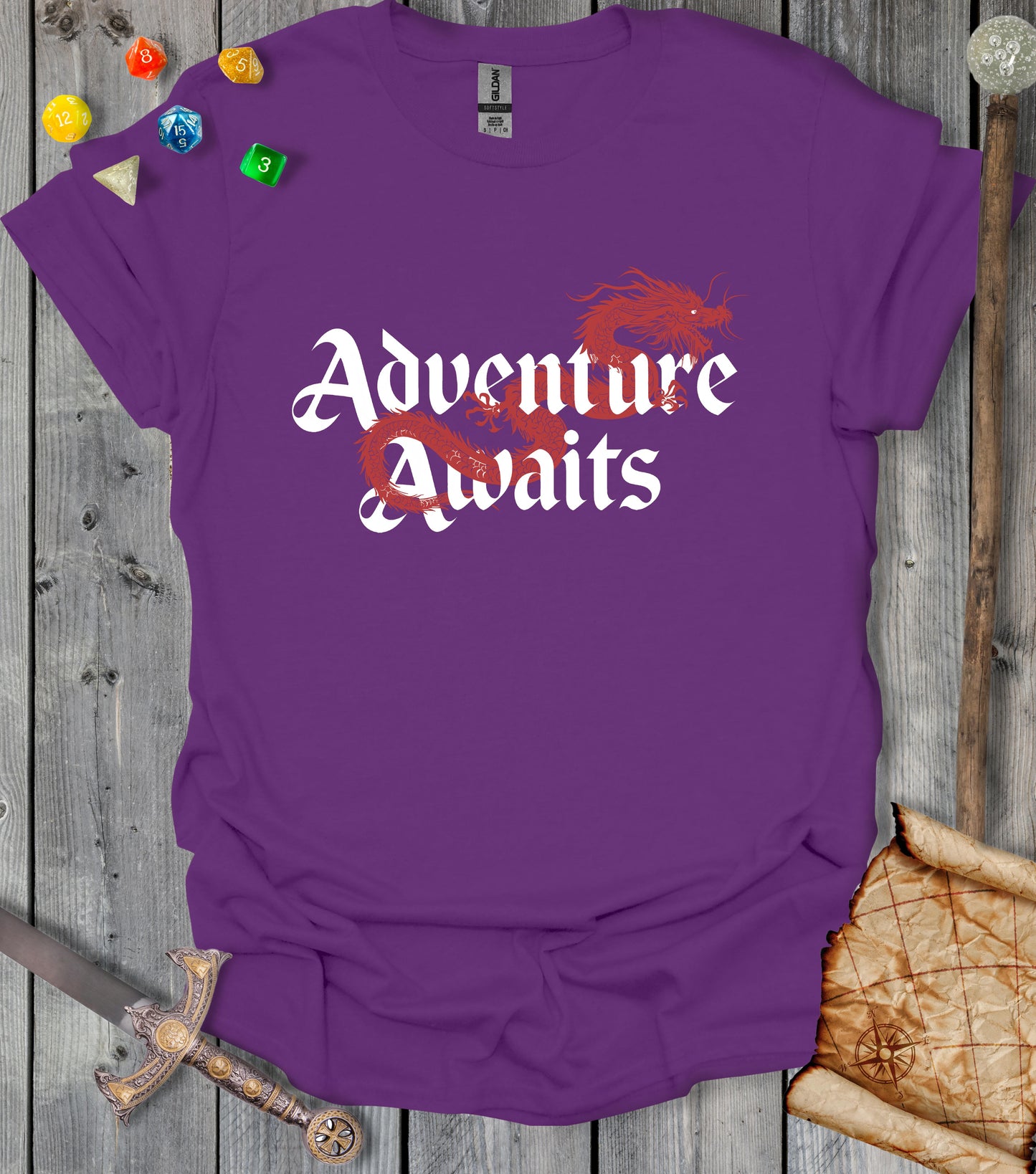 Adventure awaits - Dragon - T-shirt